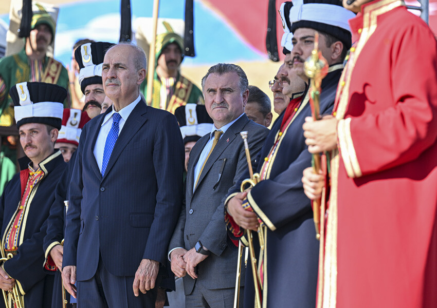 Son dakika: Cumhurbaşkanı Erdoğan'dan Malazgirt'te önemli mesajlar: Türkiye Yüzyılı'nın önüne geçilemeyecektir Son dakika: Cumhurbaşkanı Erdoğan'dan Malazgirt'te önemli mesajlar: Türkiye Yüzyılı'nın önüne geçilemeyecektir