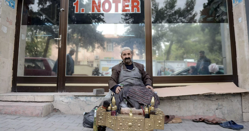Ahmet Cengiz kimdir? Artist Ahmet hangi filmlerde oynadı? Yeşilçam’ın ‘Artist Ahmet’i hayatını kaybetti! - 2. Resim