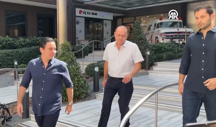 Hacı Sabancı, denizde kaza yapan Ali Sabancı ve eşini hastanede ziyaret etti