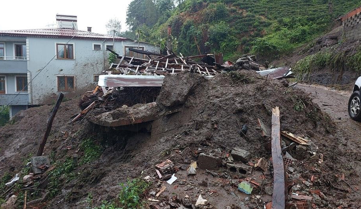 Rize’de bilanço gün ağarınca ortaya çıktı! 16 ev boşaltılacak, 5,5 milyon TL zarar