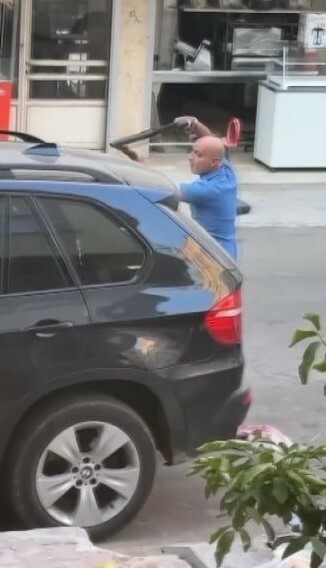 Antalya-çatışma-spotçular çarşısı-2