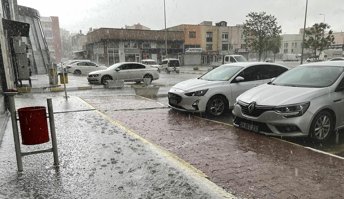 Meteoroloji uyarmıştı: Tüm bölgede dolu ve sağanak etkili oldu