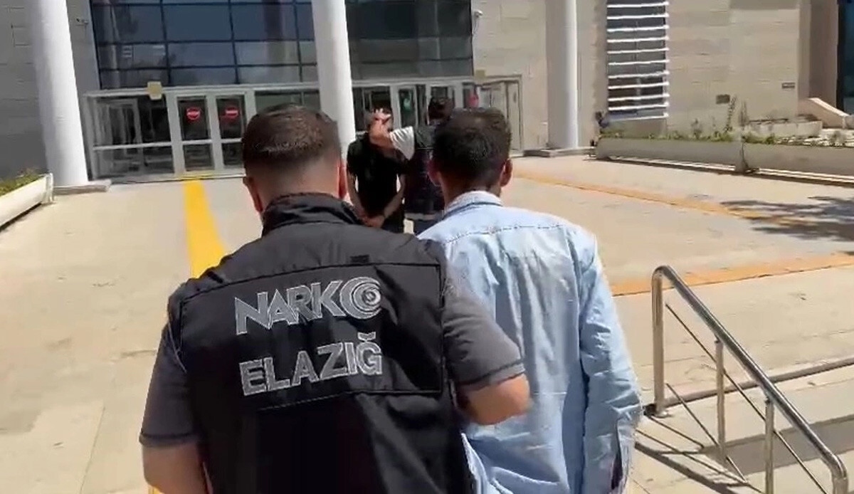 Elazığ'da operasyon! Üst aramasında yakayı ele verdiler Elazığ'da operasyon! Üst aramasında yakayı ele verdiler