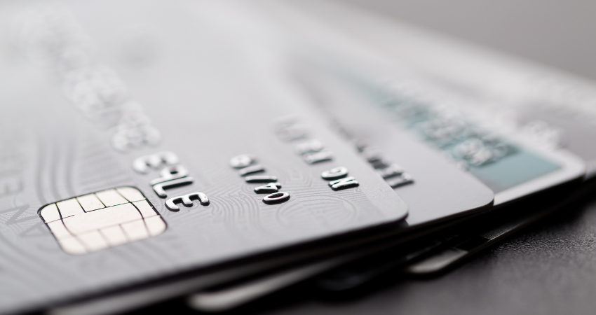 Ticari müşteriler için bankaya gitmeden hesap nasıl açılır? Hangi bankada işlem daha hızlı? İşte testi geçen banka!