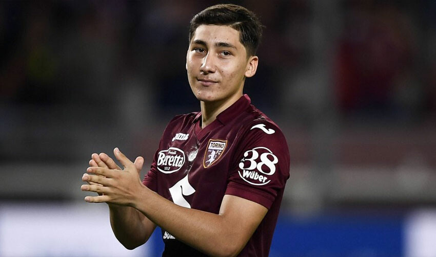 Emirhan İlkhan Süper Lig'e geri döndü! Türk yıldız Torino'dan 1 yıllık kiralandı Emirhan İlkhan Süper Lig'e geri döndü! Türk yıldız Torino'dan 1 yıllık kiralandı