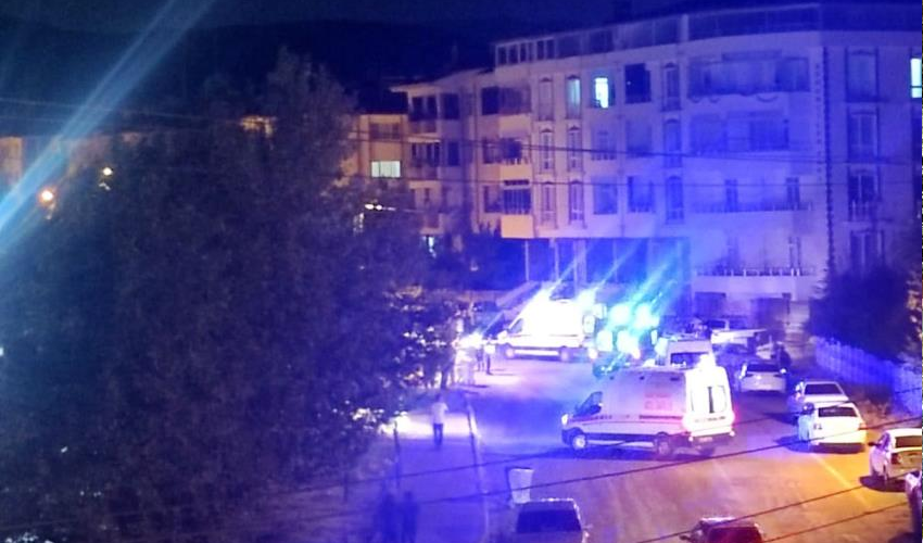 Nişan atma kavgası kanlı bitti: Kızın babası öldürüldü