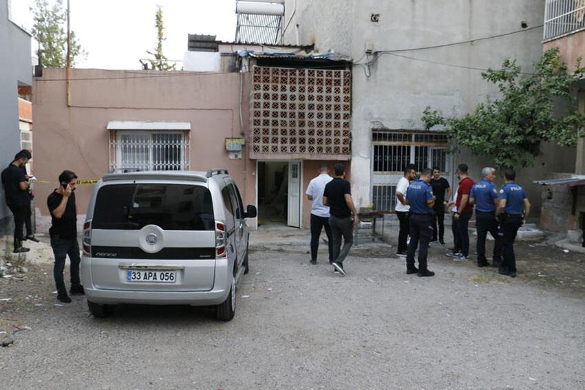 Adana'da bahçede mangal yapan bir kişi ailesini kurşuna dizdi: Ölü ve yaralılar var Adana'da bahçede mangal yapan bir kişi ailesini kurşuna dizdi: Ölü ve yaralılar var