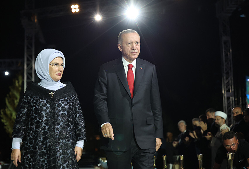 Cumhurbaşkanı Erdoğan: Cumhuriyet'in dayandığı kökün sağlamlığını gösterdik