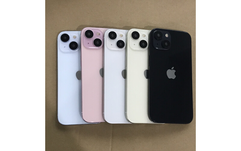 Sade ve sıkıcı: iPhone 15 renkleri, tanıtım öncesinde göründü Sade ve sıkıcı: iPhone 15 renkleri, tanıtım öncesinde göründü