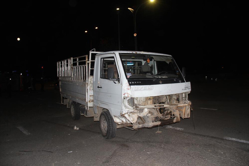 Elazığ’da hasta taşıyan ambulans, pikap ile çarpıştı: Çok sayıda yaralı var
