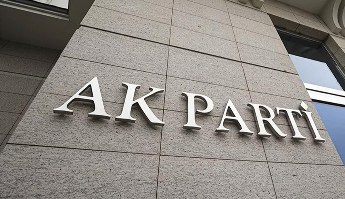 215 kişi AK Parti’ye katıldı 215 kişi AK Parti’ye katıldı