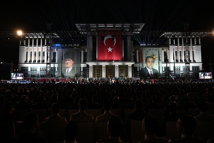 Cumhuriyet'in 100. yılına özel hazırlanan marş ilk defa duyuruldu, işte sözleri