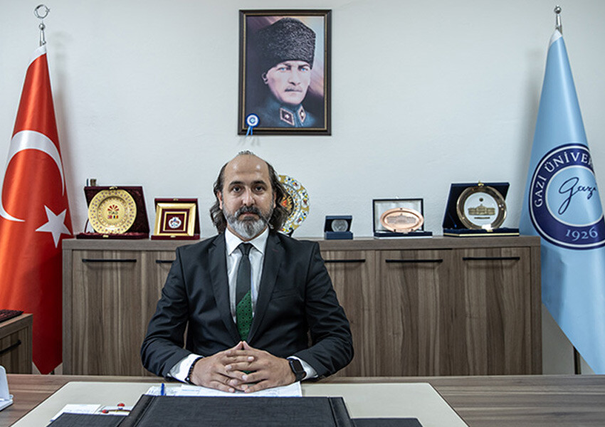 Doç. Dr. Uğur Gökmen