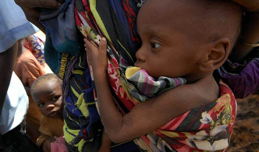 Afrika sömürüsüne acı örnek: 500 kat fazlasını ödüyorlar Afrika sömürüsüne acı örnek: 500 kat fazlasını ödüyorlar