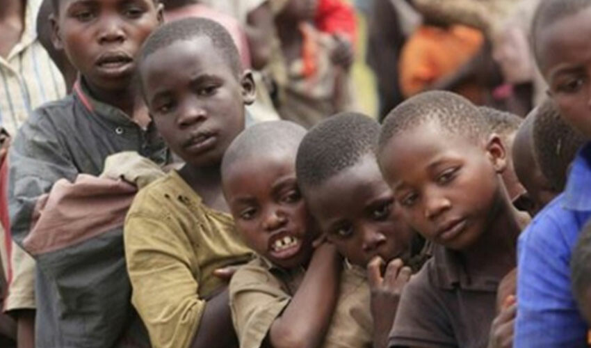 Afrika sömürüsüne acı örnek: 500 kat fazlasını ödüyorlar Afrika sömürüsüne acı örnek: 500 kat fazlasını ödüyorlar