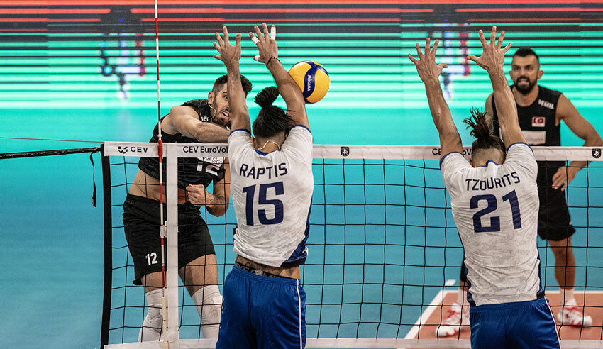 A Milli Erkek Voleybol Takımı D Grubu'ndaki 3. maçında Yunanistan'a galip!