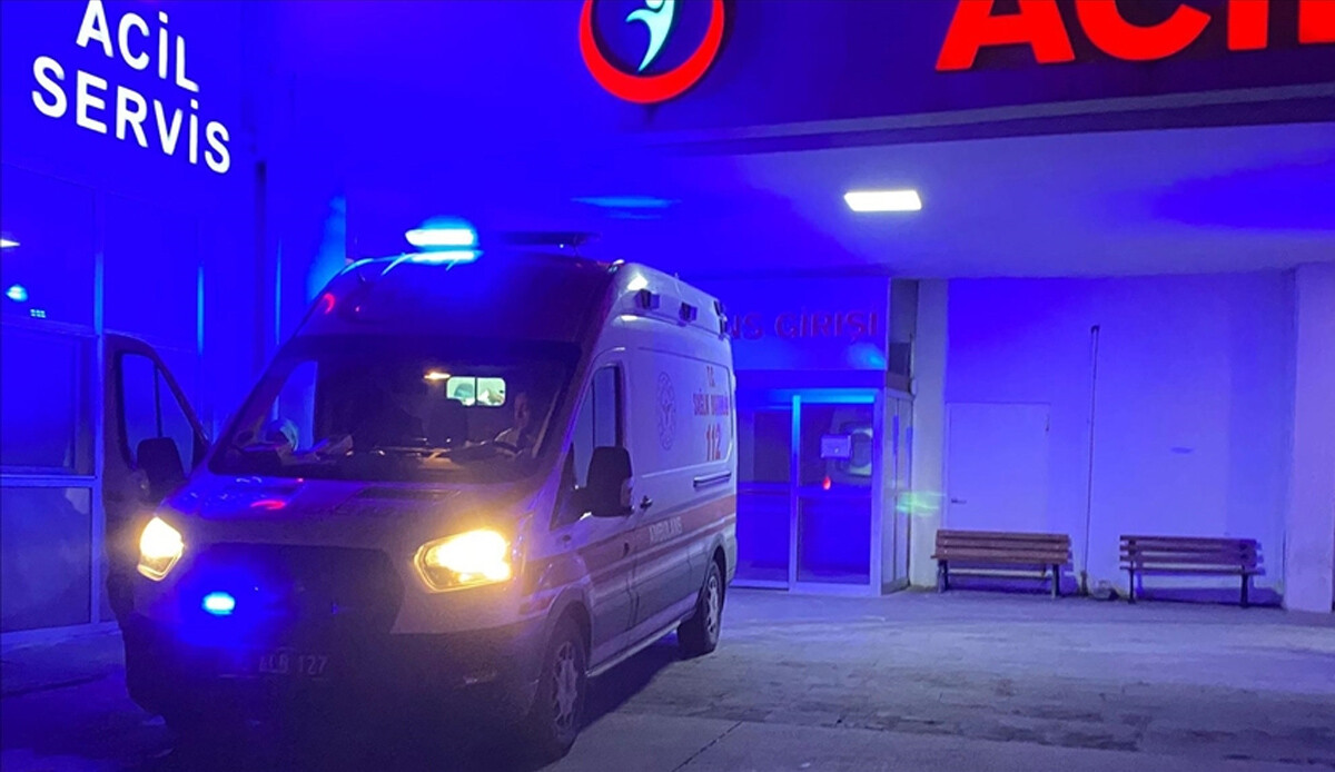 Gelinin ağabeyi düğünde kavga çıkardı: Çok sayıda yaralı var Gelinin ağabeyi düğünde kavga çıkardı: Çok sayıda yaralı var