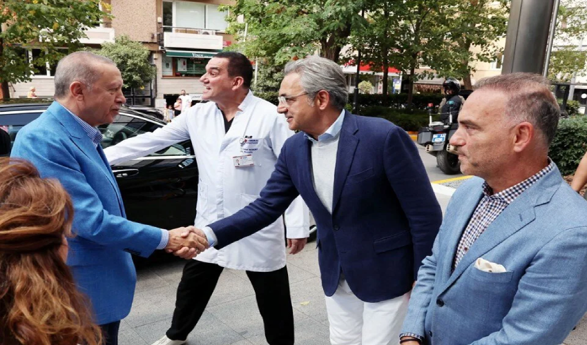 Cumhurbaşkanı Erdoğan, Sabancı çiftini hastanede ziyaret etti Cumhurbaşkanı Erdoğan, Sabancı çiftini hastanede ziyaret etti