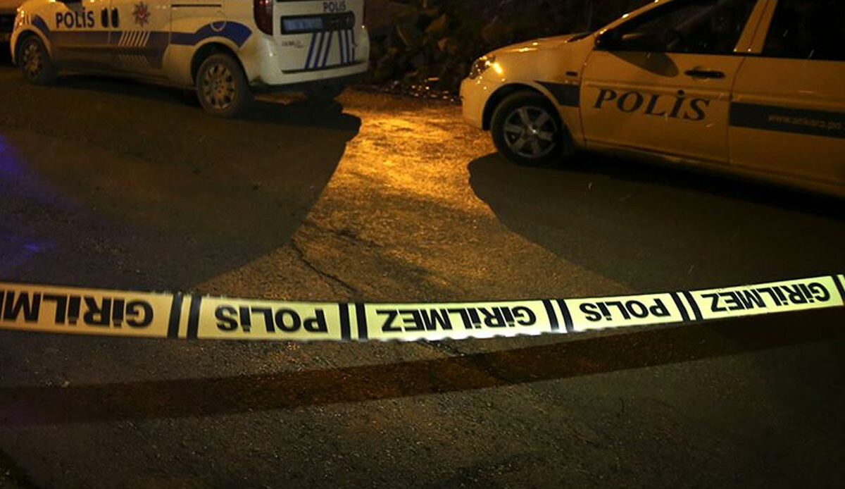 Trafikte tartıştığı kişiye silah çekti: Kazayla eşini vurup öldürdü