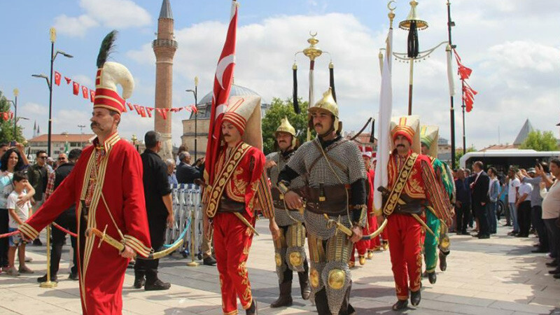 Numan Kurtulmuş: Misak-ı Milli çerçevemiz çok daha geniş olmalı Sivas- mehter takımı