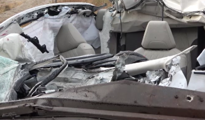 Otomobil, tıra çarptı: Hurdaya dönen araçtan cansız bedeni çıktı