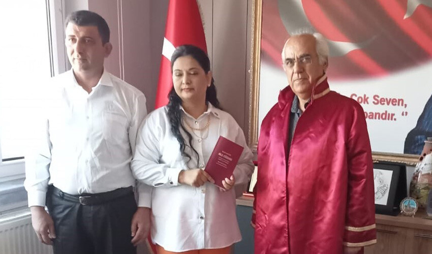 Oğlunu evlendirmek isteyen baba 2 defa dolandırıldı: 7 bin dolar harcadım, gelin evden kaçtı Oğlunu evlendirmek isteyen baba 2 defa dolandırıldı: 7 bin dolar harcadım, gelin evden kaçtı