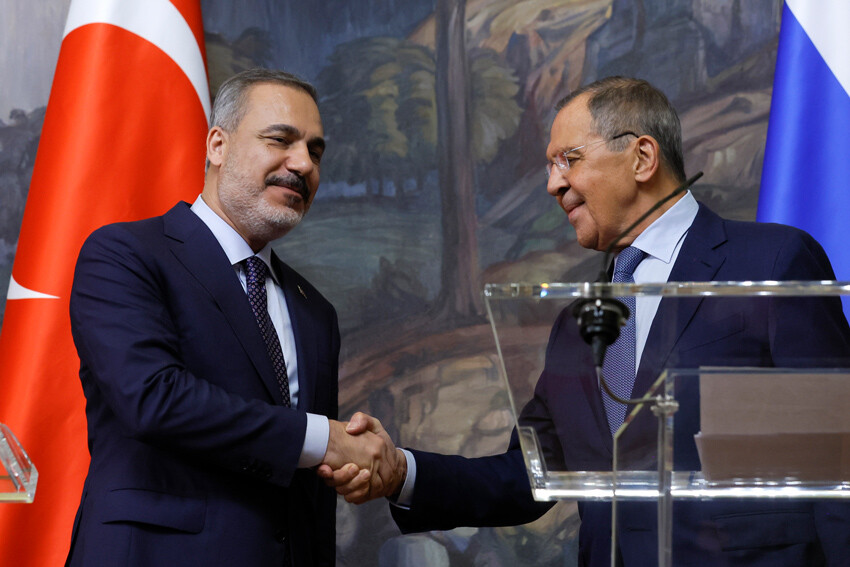 Hakan Fidan'ın diplomasi trafiği baş döndürüyor Hakan Fidan'ın diplomasi trafiği baş döndürüyor