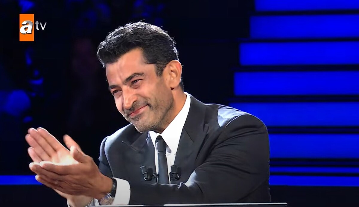 Kenan İmirzalıoğlu, milyonluk soruyu açtıran yarışmacıya yaptığıyla duygulandırdı Kenan İmirzalıoğlu, milyonluk soruyu açtıran yarışmacıya yaptığıyla duygulandırdı