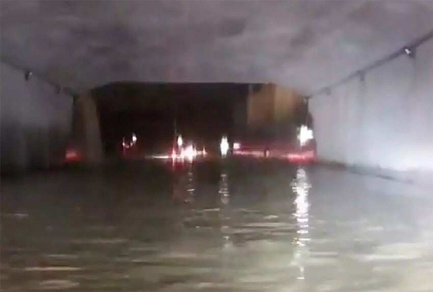 İstanbul'da sel felaketinde acı bilanço! Valilik duyurdu: 2 ölü, 12 yaralı var