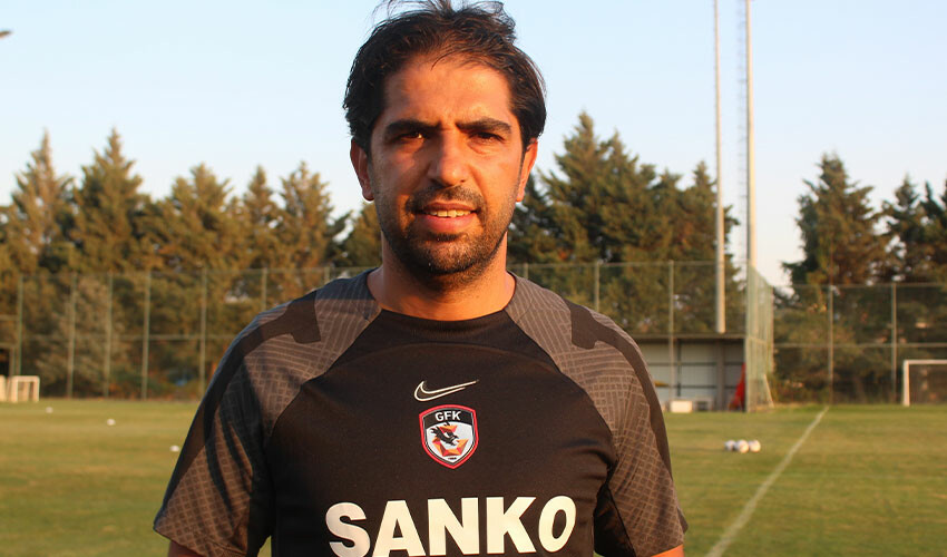 Süper Lig'de ayrılıklar erken başladı! 4. haftada 2 teknik direktör istifa etti