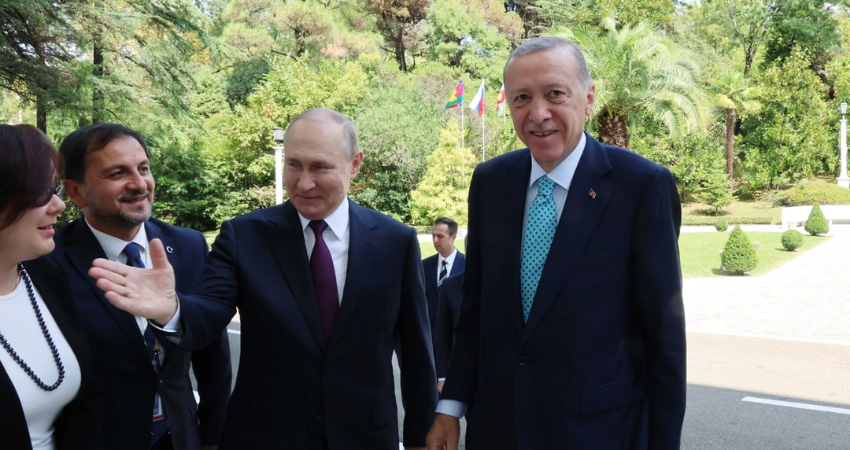 Cumhurbaşkanı Erdoğan Putin’e hangi futbolcuyu sordu? Cumhurbaşkanı Erdoğan ile Putin görüşmelerinde Sparta Prag’daki futbolcu gündeme geldi!