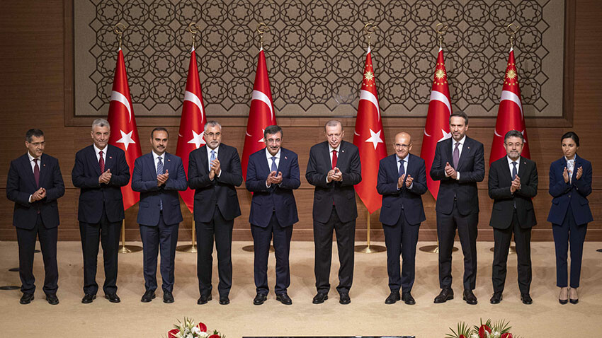 Ekonomide 3 yıllık yol haritası belli oldu! Erdoğan kişi başı milli gelir hedefini açıkladı... İşte OVP detayları Ekonomide 3 yıllık yol haritası belli oldu