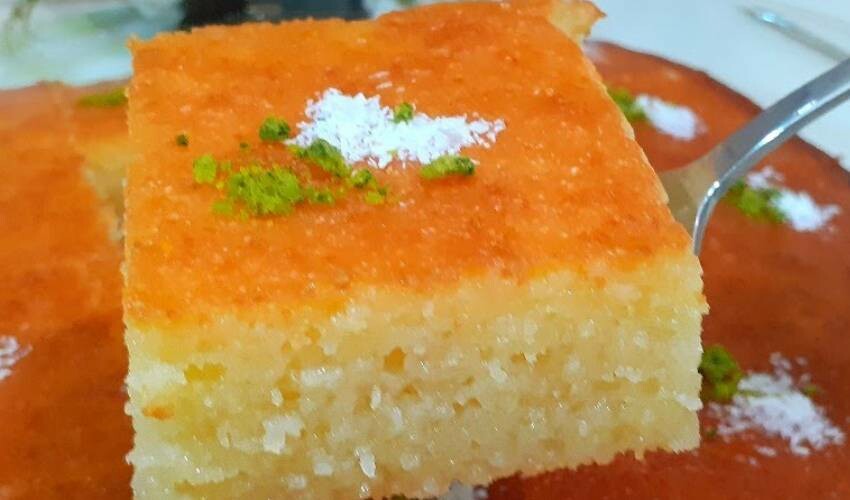 Revani nasıl yapılır, malzemeleri nelerdir? İftar sofralarını şenlendirecek revani tarifi Tam ölçülü revani tarifi