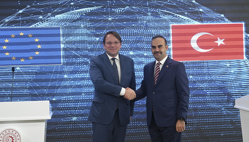 Türkiye ve AB arasındaki 7,5 milyar Euro'luk anlaşmaya Bakan Kacır'dan yorum: Tarihi bir fırsat Dijital Avrupa Programı Katılım Anlaşması