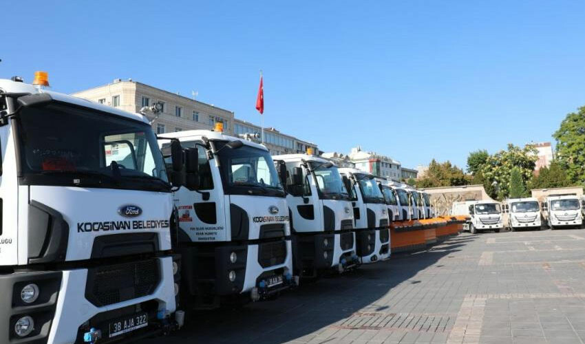 Bakan Özhaseki asrın felaketine dikkat çekti: Önceliğimiz depremzede vatandaşlar Bakan Özhaseki asrın felaketine dikkat çekti: Önceliğimiz depremzede vatandaşlar