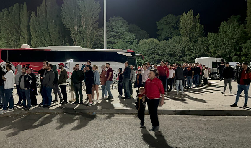 Türkiye-Ermenistan maçı öncesi taraftara turnike şoku! İlk yarıyı izleyemediler Türkiye-Ermenistan maçı öncesi taraftara turnike şoku! İlk yarıyı izleyemediler