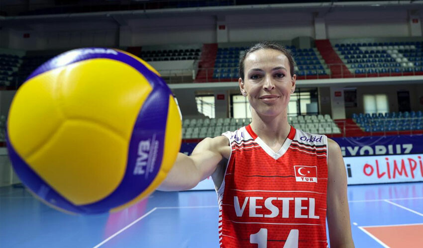 Ali Koç açıkladı! Milli voleybolcu Eda Erdem'in heykeli dikilecek Ali Koç açıkladı! Milli voleybolcu Eda Erdem'in heykeli dikilecek
