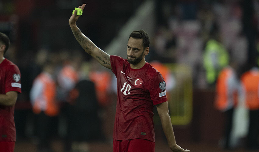 Hakan Çalhanoğlu puan kaybı sonrası sitem etti: Öfkeliyim