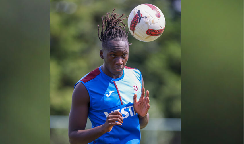 Trabzonspor'da gözler Beşiktaş maçına çevrildi! Yeni transfer Batista Mendy ilk 11'e giriyor Trabzonspor'da gözler Beşiktaş maçına çevrildi! Yeni transfer Batista Mendy ilk 11'e giriyor