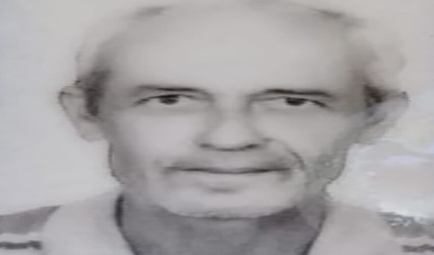 Devrilen traktörün altında hayatını kaybetti Devrilen traktörün altında hayatını kaybetti