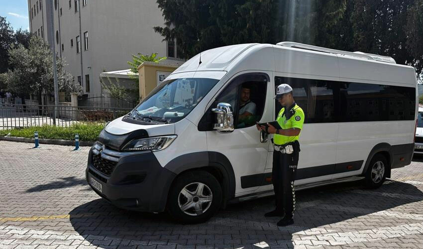 Trafikte sıkı denetim! 41 araç men edildi Trafikte sıkı denetim! 41 araç men edildi