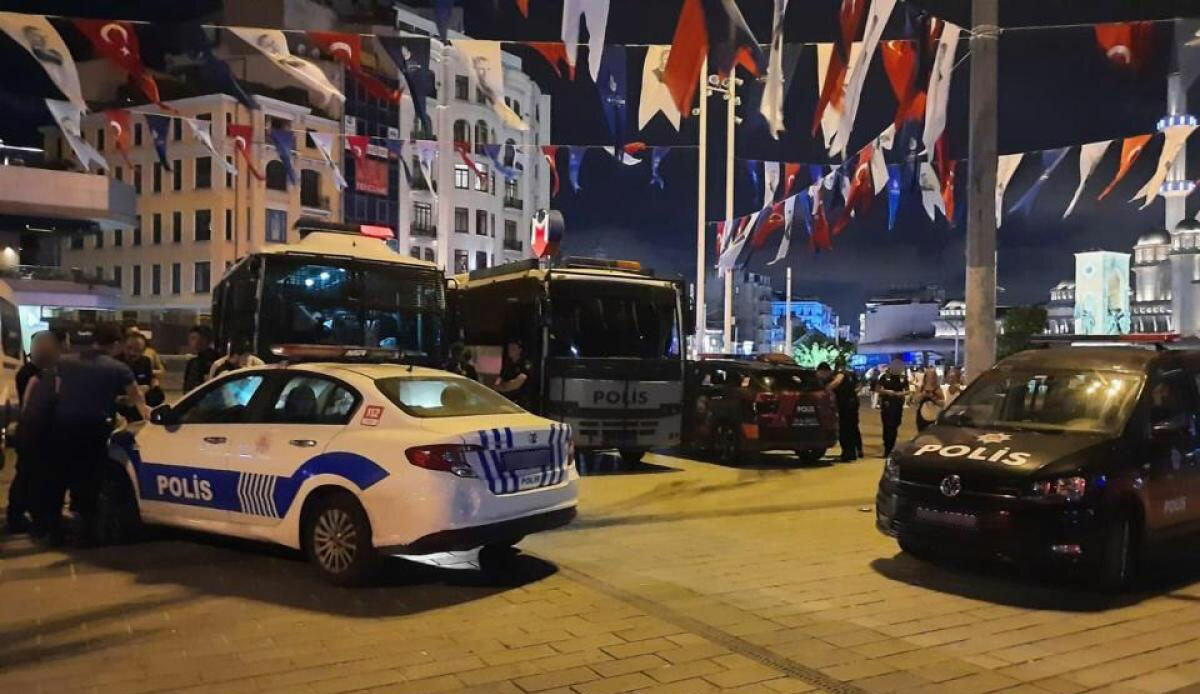 İstanbul’da 18 düzensiz göçmen yakalandı İstanbul’da 18 düzensiz göçmen yakalandı