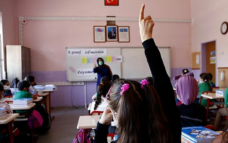 Öğretmenlik mülakatında değişiklik! Bakan Tekin duyurdu: Kamera kaydı alınacak Öğretmenlik mülakatında değişiklik! Bakan Tekin duyurdu: Kamera kaydı alınacak
