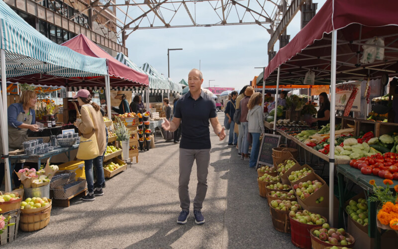 iPhone 15 etkinliğinde yer alan Türk mühendis Deniz Teoman kimdir? iPhone 15 etkinliğinde yer alan Türk mühendis Deniz Teoman kimdir?