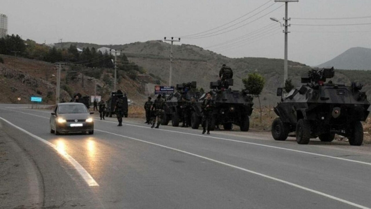 Şırnak'ta 14 bölge “geçici özel güvenlik bölgesi” ilan edildi Şırnak'ta 14 bölge “geçici özel güvenlik bölgesi” ilan edildi