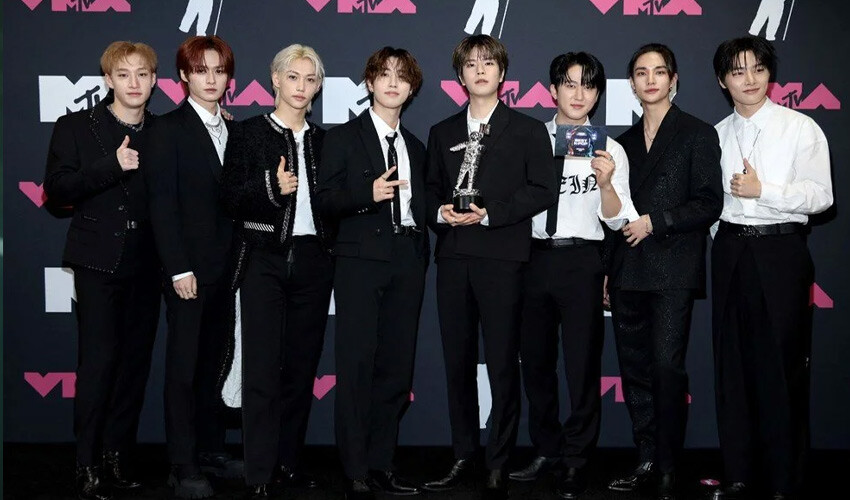 2023 MTV Video Müzik Ödülleri'nin sahipleri belli oldu! İşte görkemli geceden kareler 2023 MTV Video Müzik Ödülleri'nin sahipleri belli oldu! İşte görkemli geceden kareler