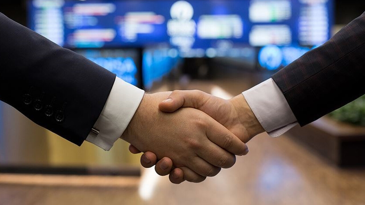 Ekonomideki olumlu hava yatırımlara yansıyacak: Türkiye'ye 215 milyar dolar park edecek Ekonomideki olumlu hava yatırımlara yansıyacak: Türkiye'ye 215 milyar dolar park edecek