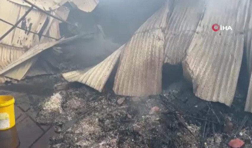 Binalar küle döndü! Halkın panik dolu anları kameralara yansıdı Binalar küle döndü! Halkın panik dolu anları kameralara yansıdı