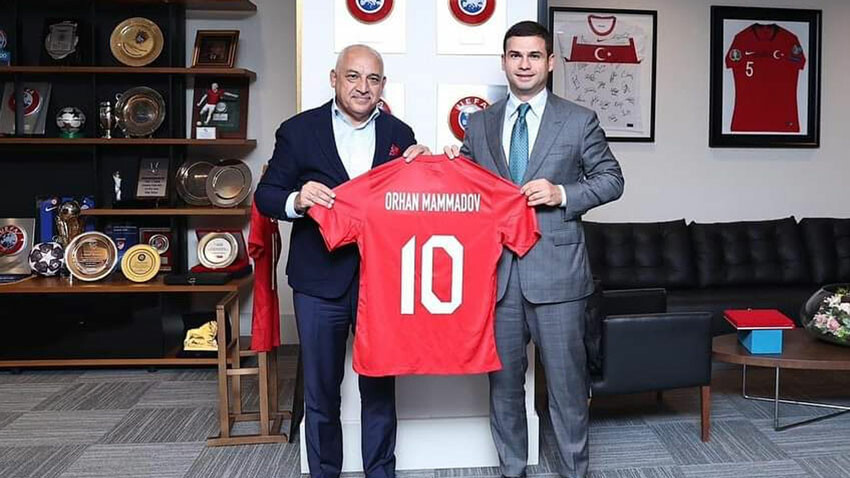 Orkhan Mammadov'dan TFF Başkanı Mehmet Büyükekşi'ye nezaket ziyareti Orkhan Mammadov'dan TFF Başkanı Mehmet Büyükekşi'ye nezaket ziyareti