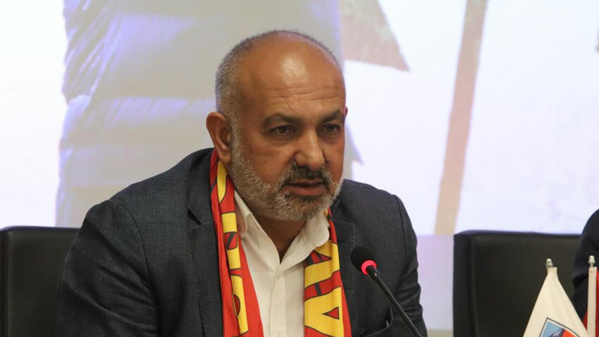 Hasan Ali Kaldırım 13 yıl sonra Kayserispor'a geri döndü (Transfer tahtasını açıldı) Hasan Ali Kaldırım 13 yıl sonra Kayserispor'a geri döndü (Transfer tahtasını açıldı)